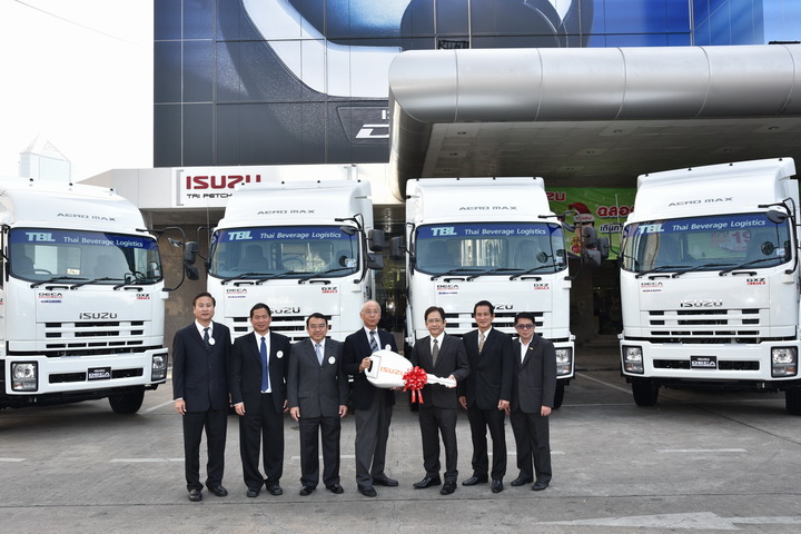 iamcar_Isuzu and Thaibev 1